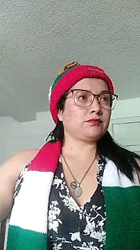 lilith campb online show from 12-18-24, 03:33