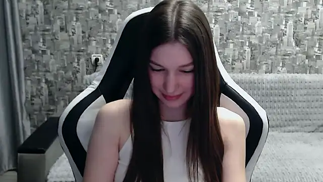 MissMiaCutie online show from 02-26-25, 12:03
