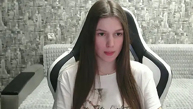 MissMiaCutie online show from 03-21-25, 06:07