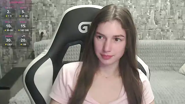 MissMiaCutie online show from 09-16-25, 04:30