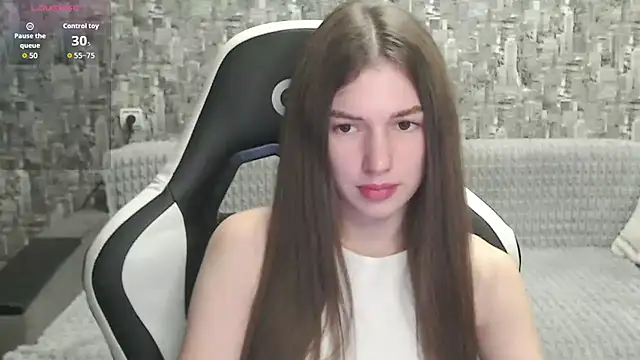 MissMiaCutie online show from 09-17-25, 10:06