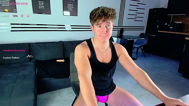 ChristianLevine  online show from 01-01-25, 07:10