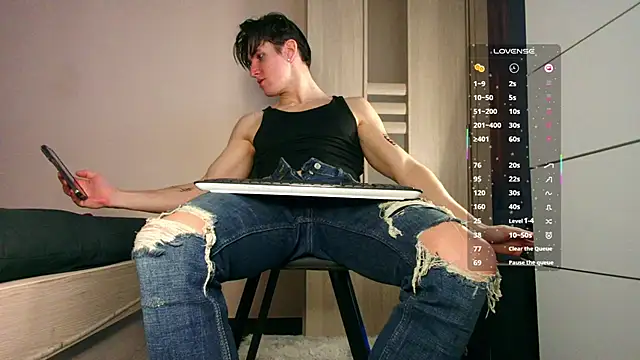 ChristianLevine  online show from 01-07-26, 04:53