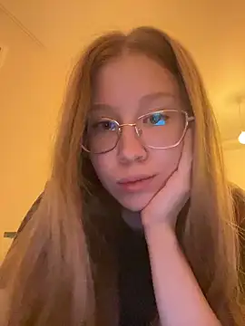 Snapshot of Eva_Weyne chatting on 12-01-24, 11:58 Eva Weyne online show from 12-01-24, 11:58