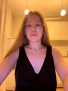 Snapshot of Eva_Weyne chatting on 10-01-25, 06:03 Eva Weyne online show from 10-01-25, 06:03