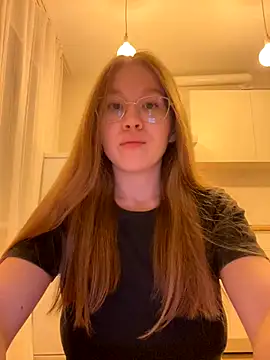 Snapshot of Eva_Weyne chatting on 11-01-25, 07:38 Eva Weyne online show from 11-01-25, 07:38