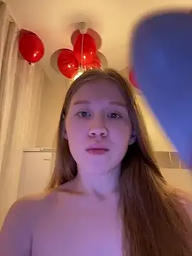 Eva Weyne online show from 03-25-26, 08:59