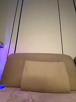 Sweet  Milly online show from 11-09-25, 05:00