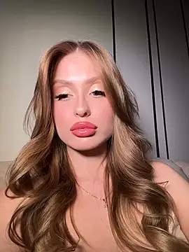 Sweet  Milly online show from 02-17-26, 04:13