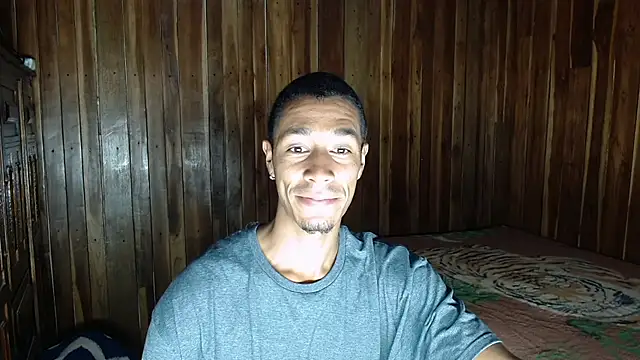 Snapshot of DEMARCOUS_NM chatting on 10-23-25, 04:17 DEMARCOUS NM online show from 10-23-25, 04:17