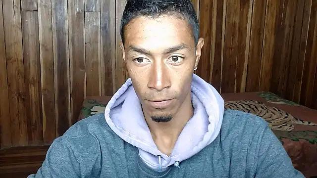 Snapshot of DEMARCOUS_NM chatting on 11-22-25, 08:52 DEMARCOUS NM online show from 11-22-25, 08:52