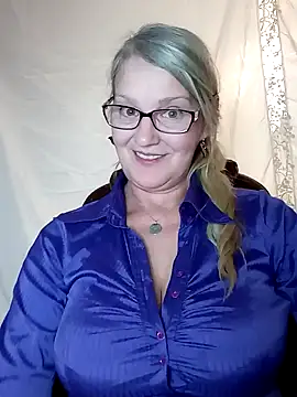irinamaux online show from 01-10-25, 04:30
