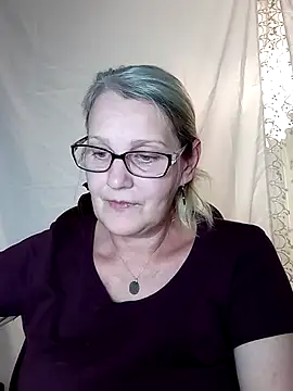 irinamaux online show from 01-11-25, 04:46