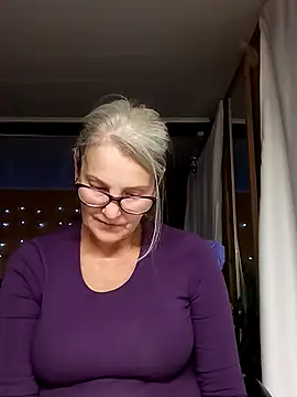 irinamaux online show from 10-01-25, 07:20