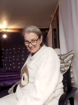 irinamaux online show from 11-02-25, 06:21