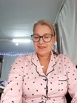 irinamaux online show from 11-19-25, 05:57