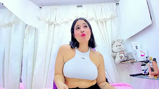 emily madrid online show from 01-14-25, 04:57