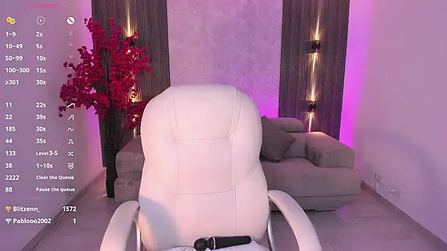 Snapshot of celeste_rosse chatting on 01-07-25, 06:27 celeste rosse online show from 01-07-25, 06:27