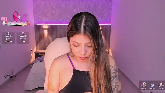 Snapshot of celeste_rosse chatting on 03-20-25, 03:23 celeste rosse online show from 03-20-25, 03:23