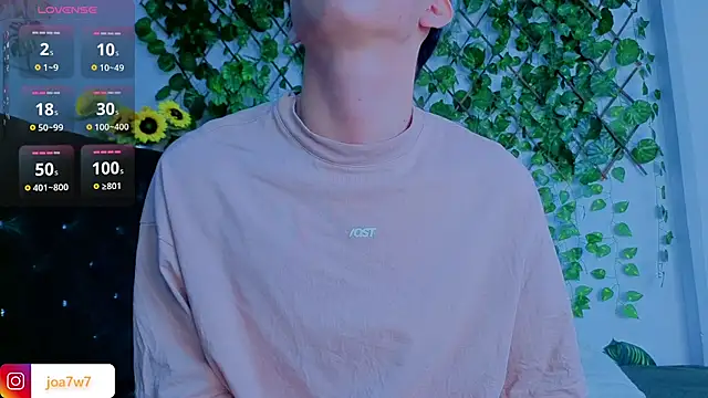 Snapshot of Levii_Ackermann chatting on 10-07-25, 01:19 Levii Ackermann online show from 10-07-25, 01:19