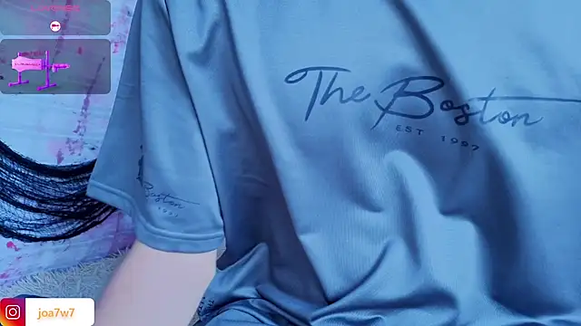 Snapshot of Levii_Ackermann chatting on 10-24-25, 02:02 Levii Ackermann online show from 10-24-25, 02:02