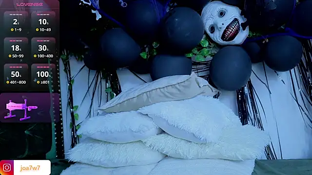 Snapshot of Levii_Ackermann chatting on 11-01-25, 08:33 Levii Ackermann online show from 11-01-25, 08:33