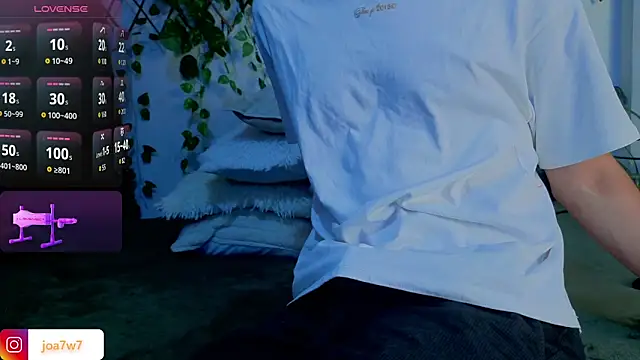 Snapshot of Levii_Ackermann chatting on 11-06-25, 03:07 Levii Ackermann online show from 11-06-25, 03:07