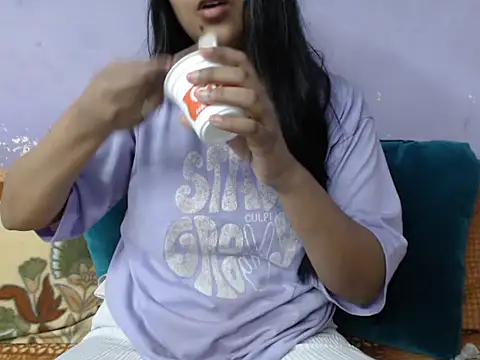 Freya nia online show from 11-27-25, 02:52