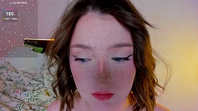 Snapshot of lexxxxxxi chatting on 02-28-26, 06:20 lexxxxxxi online show from 02-28-26, 06:20