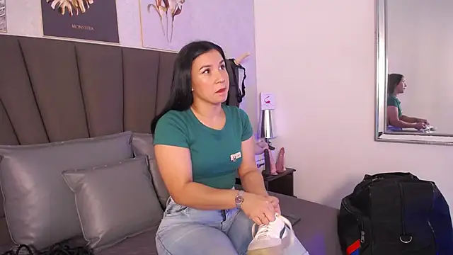 Sofi Perez  online show from 05-03-26, 11:27
