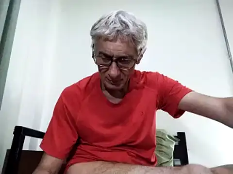 Snapshot of BIGUNCUTHARDCOCK chatting on 03-08-25, 10:43 BIGUNCUTHARDCOCK online show from 03-08-25, 10:43