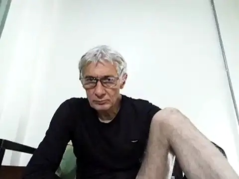 Snapshot of BIGUNCUTHARDCOCK chatting on 03-10-25, 07:21 BIGUNCUTHARDCOCK online show from 03-10-25, 07:21