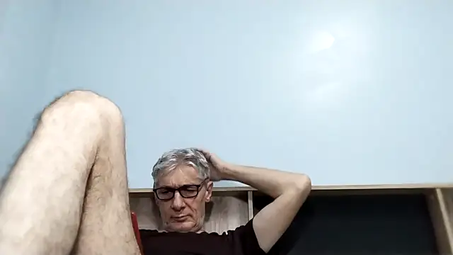 Snapshot of BIGUNCUTHARDCOCK chatting on 09-21-25, 01:29 BIGUNCUTHARDCOCK online show from 09-21-25, 01:29