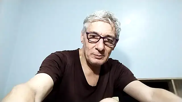 Snapshot of BIGUNCUTHARDCOCK chatting on 09-26-25, 01:09 BIGUNCUTHARDCOCK online show from 09-26-25, 01:09