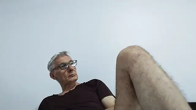 BIGUNCUTHARDCOCK online show from 06-25-26, 12:10