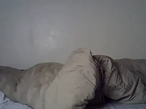 Giannah01 online show from 11-10-25, 01:15