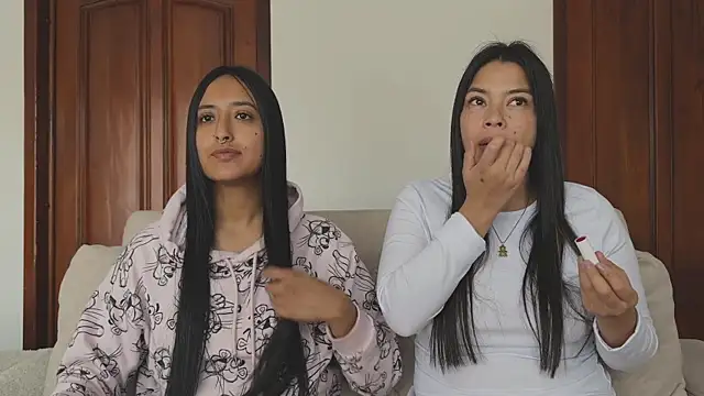 2SummerLove1 online show from 10-30-25, 02:18