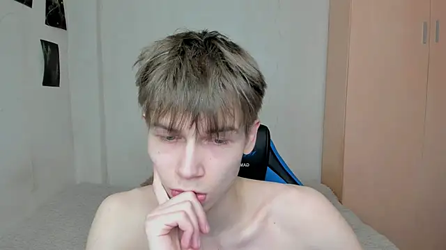 Snapshot of Makentoshi_ chatting on 03-07-25, 04:46 Makentoshi online show from 03-07-25, 04:46