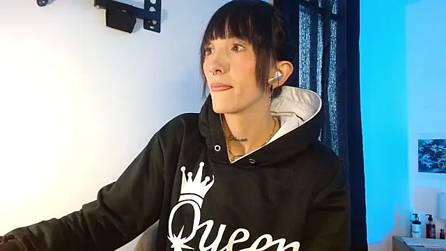Snapshot of Sakura_and_yuki chatting on 01-27-25, 02:24 Sakura and yuki online show from 01-27-25, 02:24