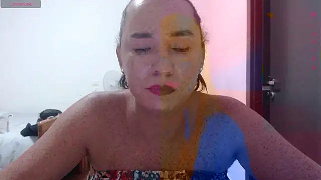 SofiaMadisson online show from 09-10-25, 06:52
