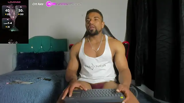 Snapshot of estebanlobo- chatting on 03-16-25, 07:38 estebanlobo- online show from 03-16-25, 07:38