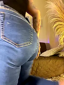 Sweetie Arianna online show from 10-01-25, 03:01