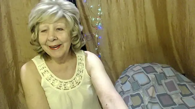 Snapshot of _Estelitta_5 chatting on 01-12-25, 06:16 Estelitta 5 online show from 01-12-25, 06:16
