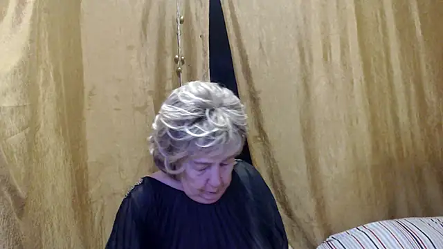 Snapshot of _Estelitta_5 chatting on 02-19-25, 09:47 Estelitta 5 online show from 02-19-25, 09:47
