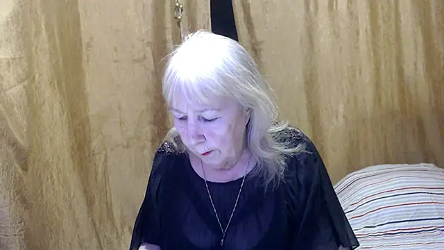 Snapshot of _Estelitta_5 chatting on 02-22-25, 07:14 Estelitta 5 online show from 02-22-25, 07:14