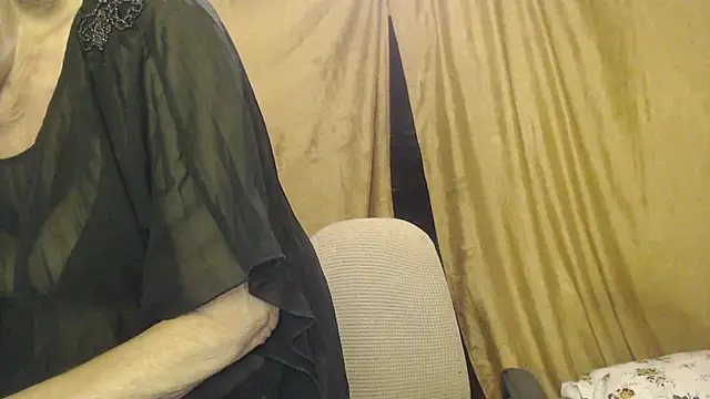  Estelitta 5 online show from 02-04-26, 05:30