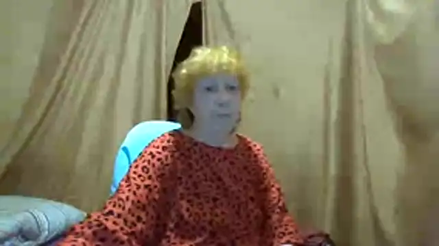  Estelitta 5 online show from 07-15-26, 06:13