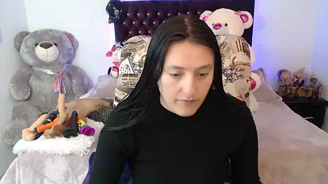 Lorenahot 06 online show from 09-30-25, 05:29