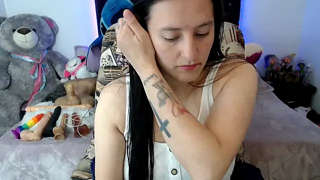 Lorenahot 06 online show from 02-21-26, 05:36