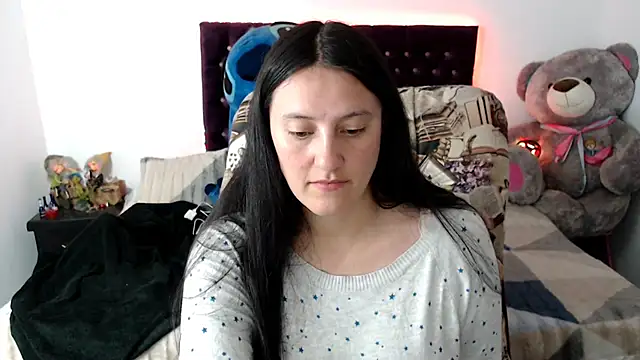 Snapshot of Lorenahot_06 chatting on 04-16-26, 09:39 Lorenahot 06 online show from 04-16-26, 09:39